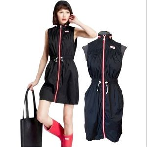 Hunter x Target Black Sleeveless Windbreaker Full Zip Hooded Dress Size Medium